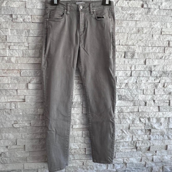 Oat New York Mid-Rise Skinny Jeans in Light Gray - excellent condition - Picture 1 of 4